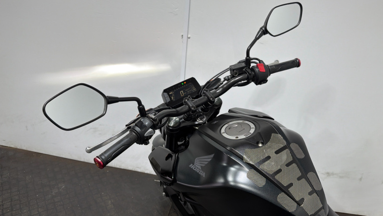 (23MY) Honda CB125R